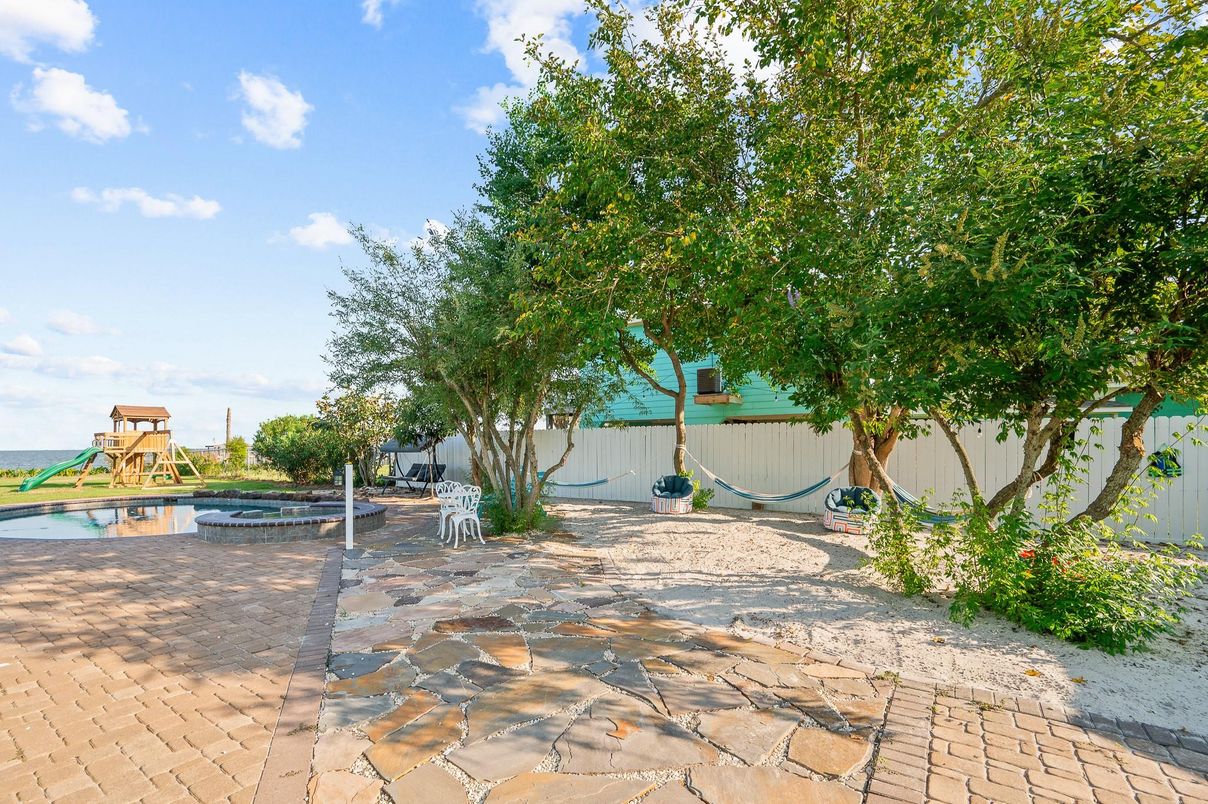 Backyard, Exterior, Playground