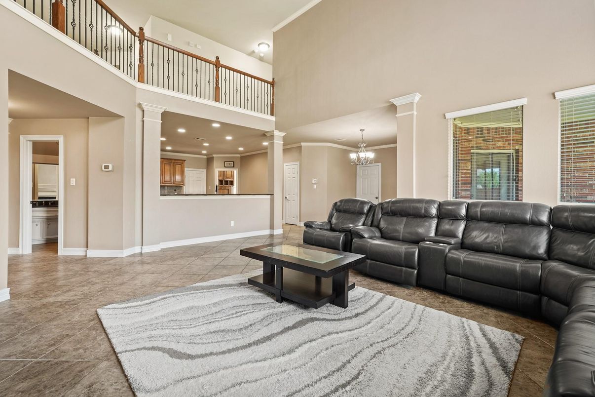 Chandelier, Interior, Living room, Recessed Lighting