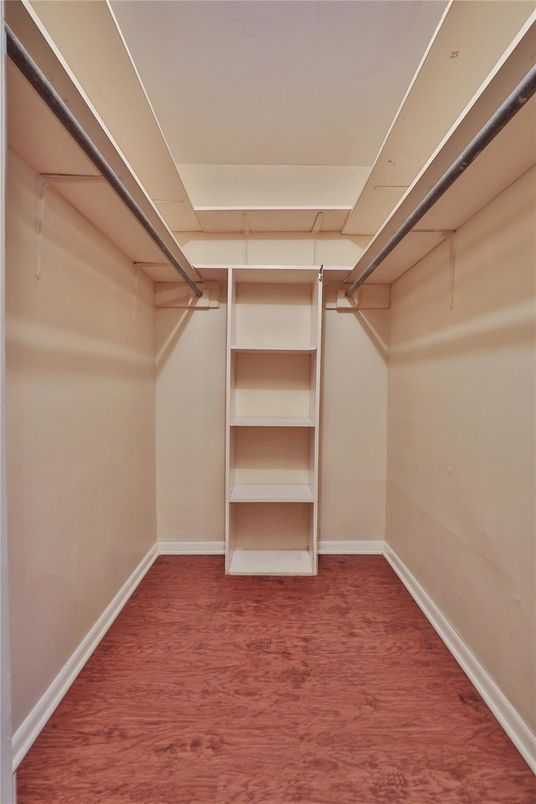 Interior, Walk-in Closets