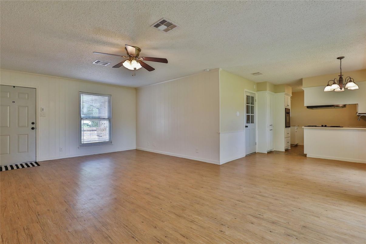 Chandelier, Empty room, Interior, Pendant Lights, Wood Texture Flooring