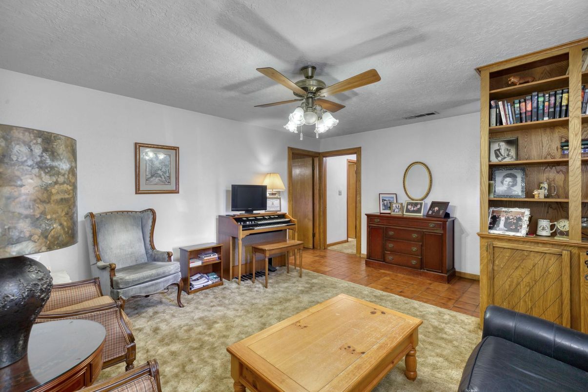 Home Office, Interior, Piano, Wood Texture Flooring