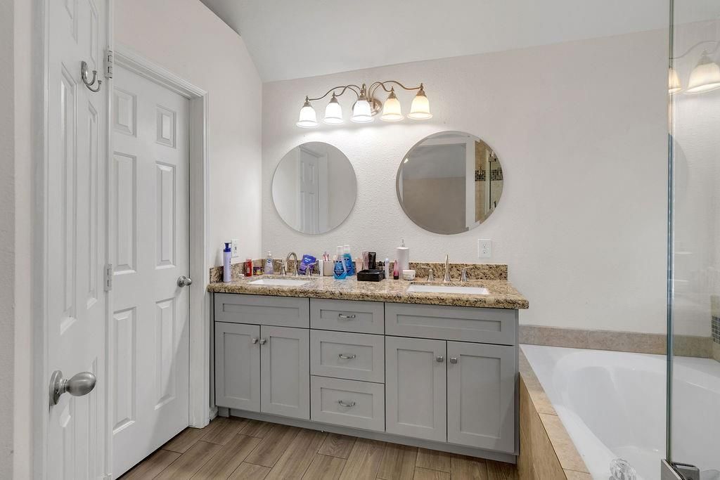 Bathroom, Dual Sink Vanities, Interior, Wood Texture Flooring