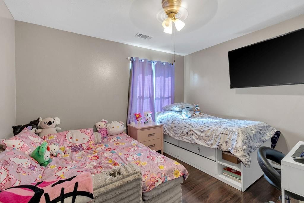 Bedroom, Interior, Wood Texture Flooring