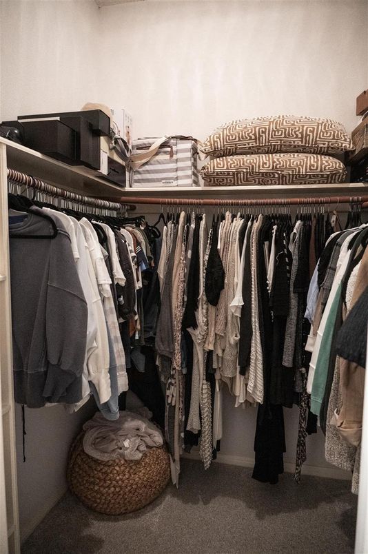 Interior, Walk-in Closets
