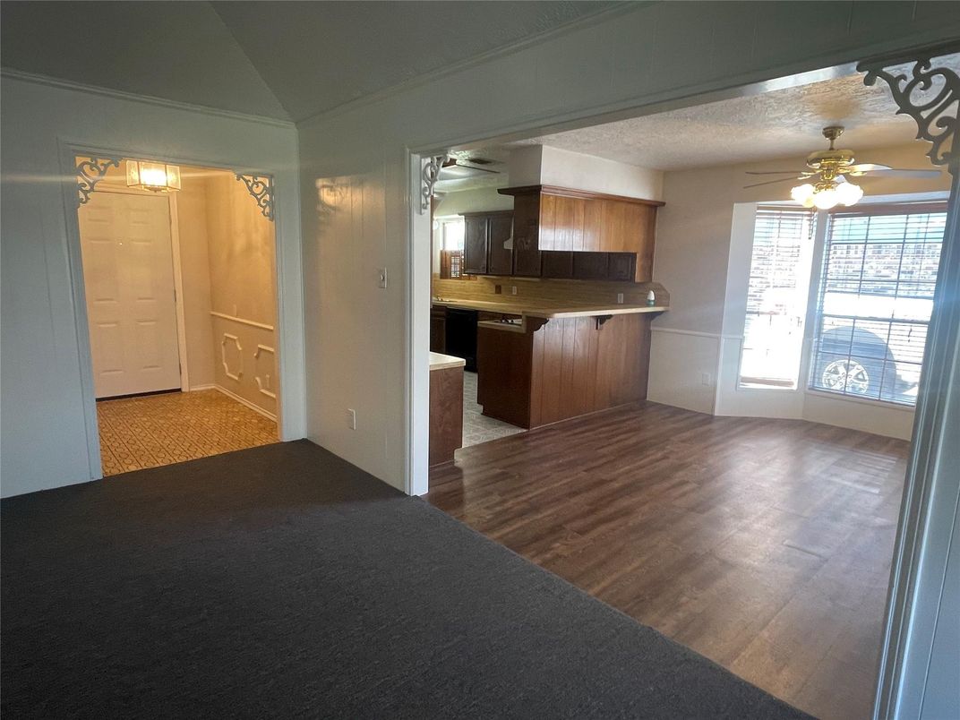 Empty room, Interior, Kitchen, Wood Texture Flooring