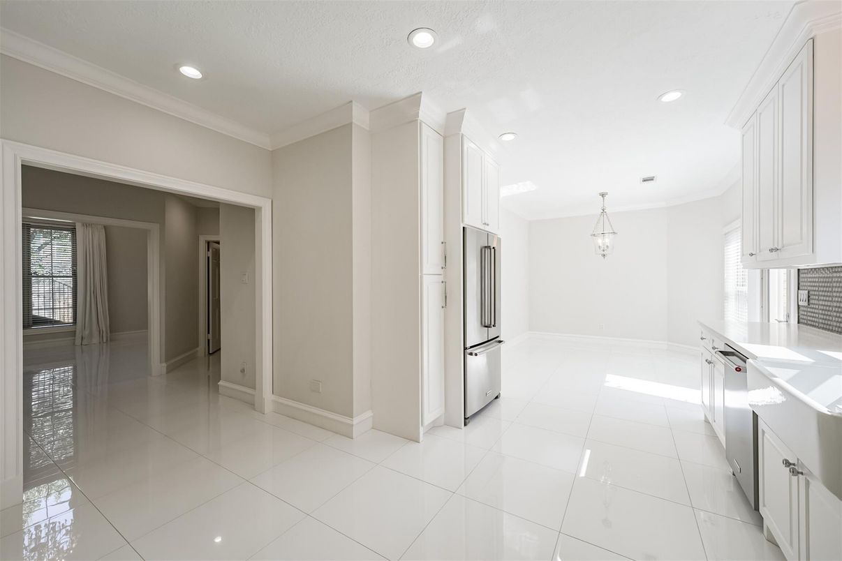 Interior, Kitchen, Pendant Lights, Recessed Lighting
