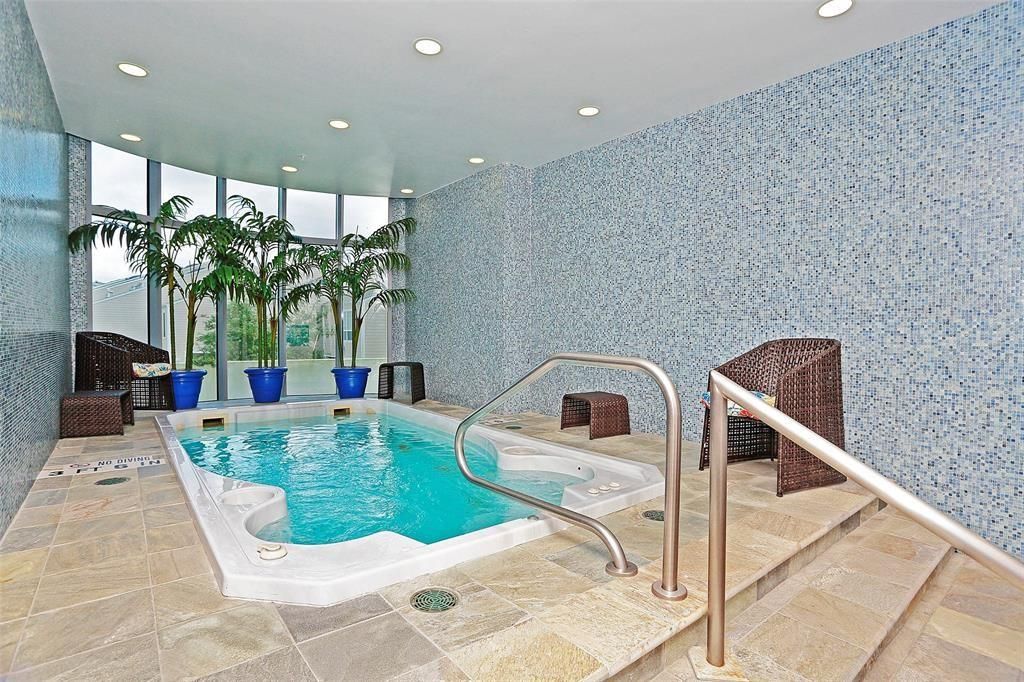 Interior, Pool, Recessed Lighting