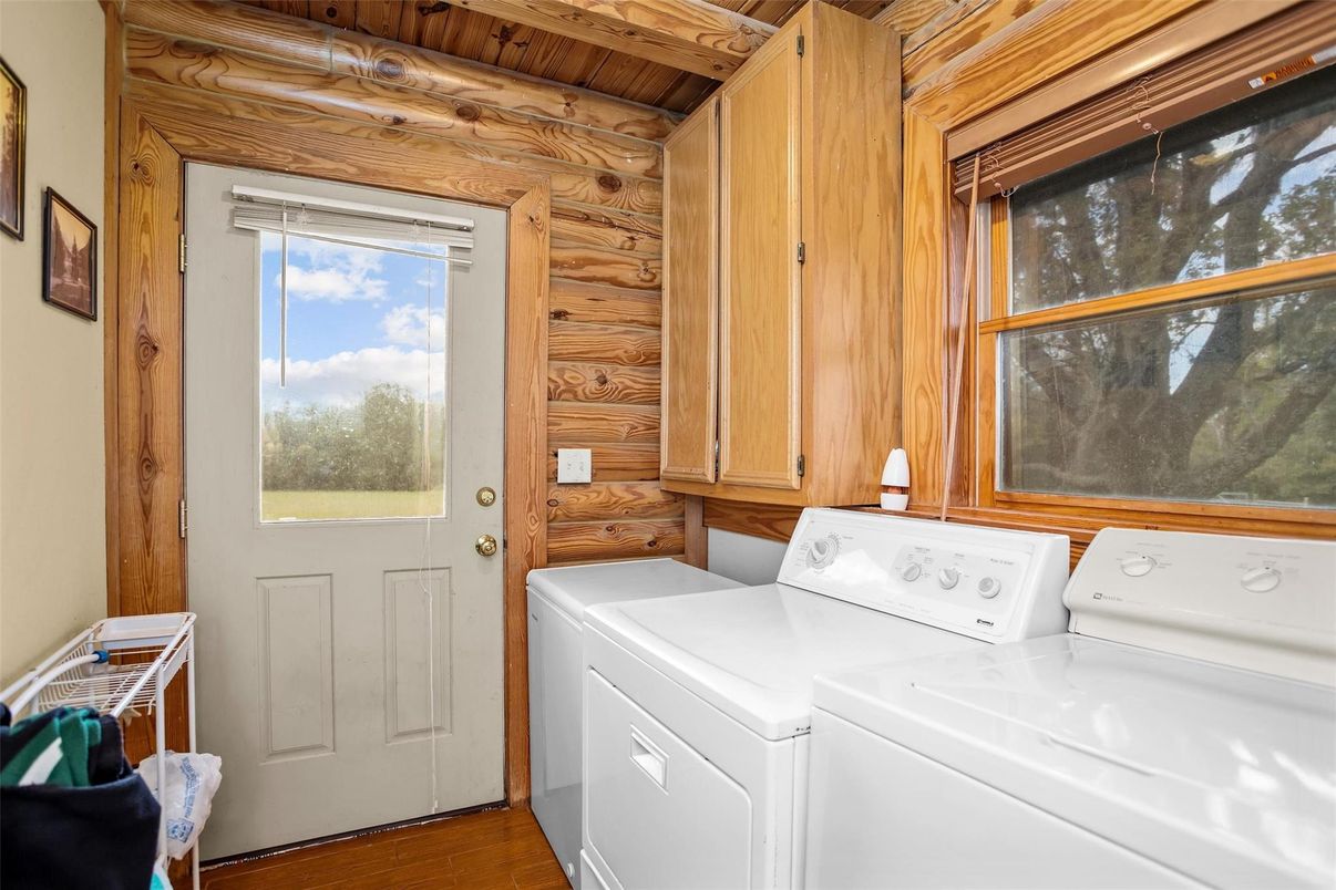 Interior, Washer, Wooden Ceilings, Wood Texture Flooring, Wooden Walls