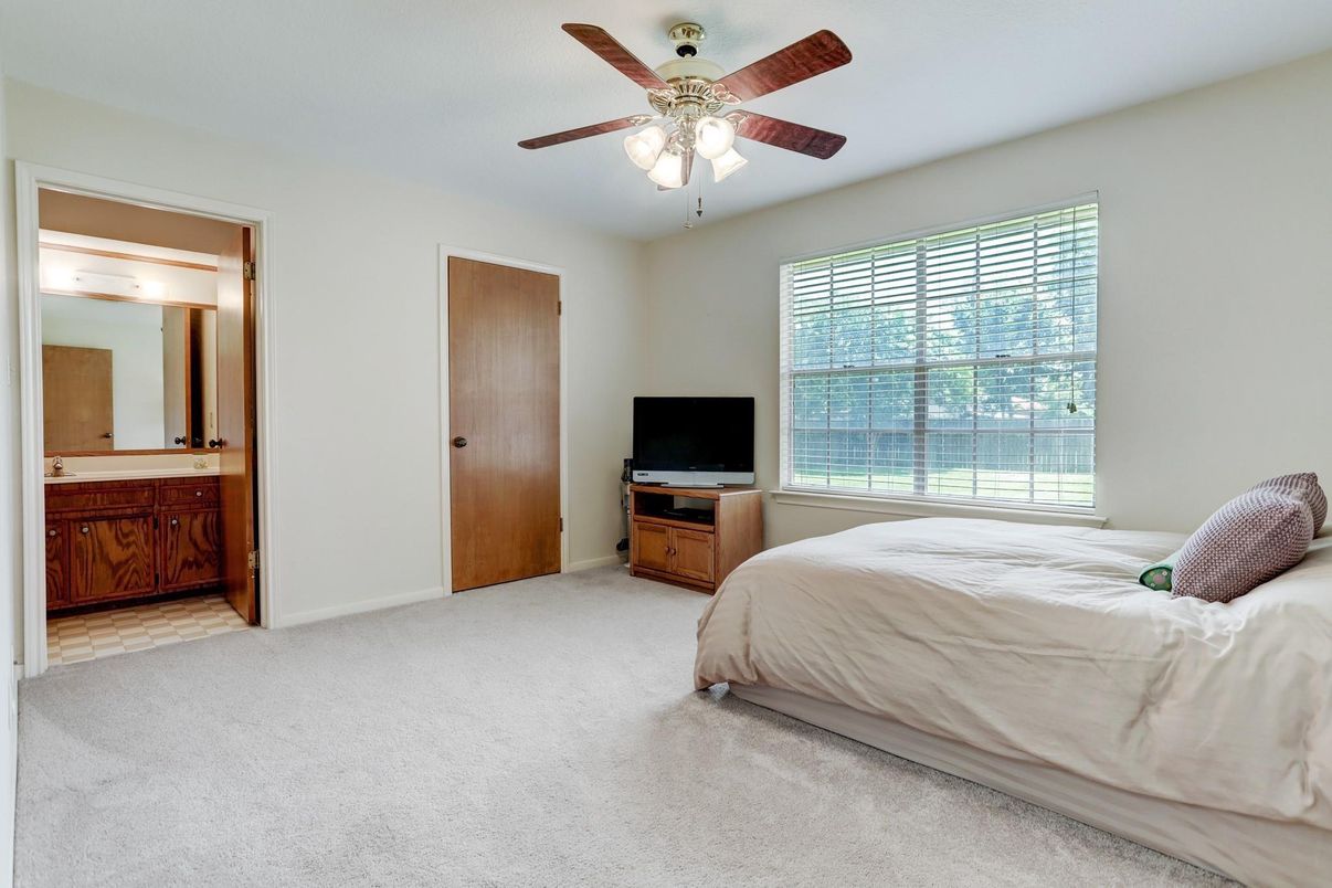 Bathroom, Bedroom, Interior