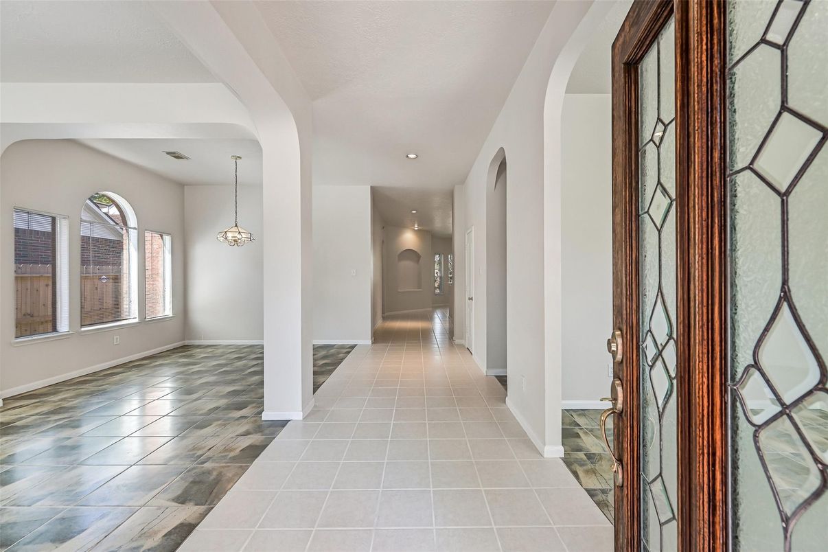 Chandelier, Interior, Pendant Lights, Recessed Lighting