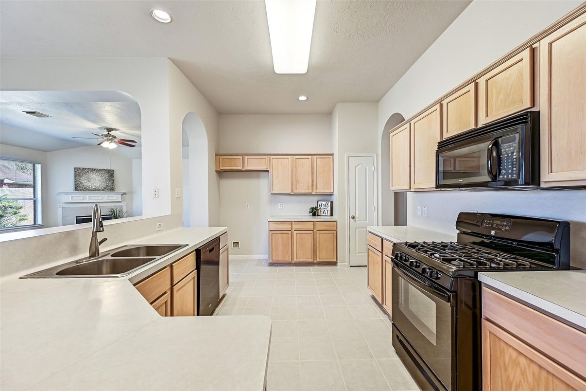 Interior, Kitchen, Recessed Lighting