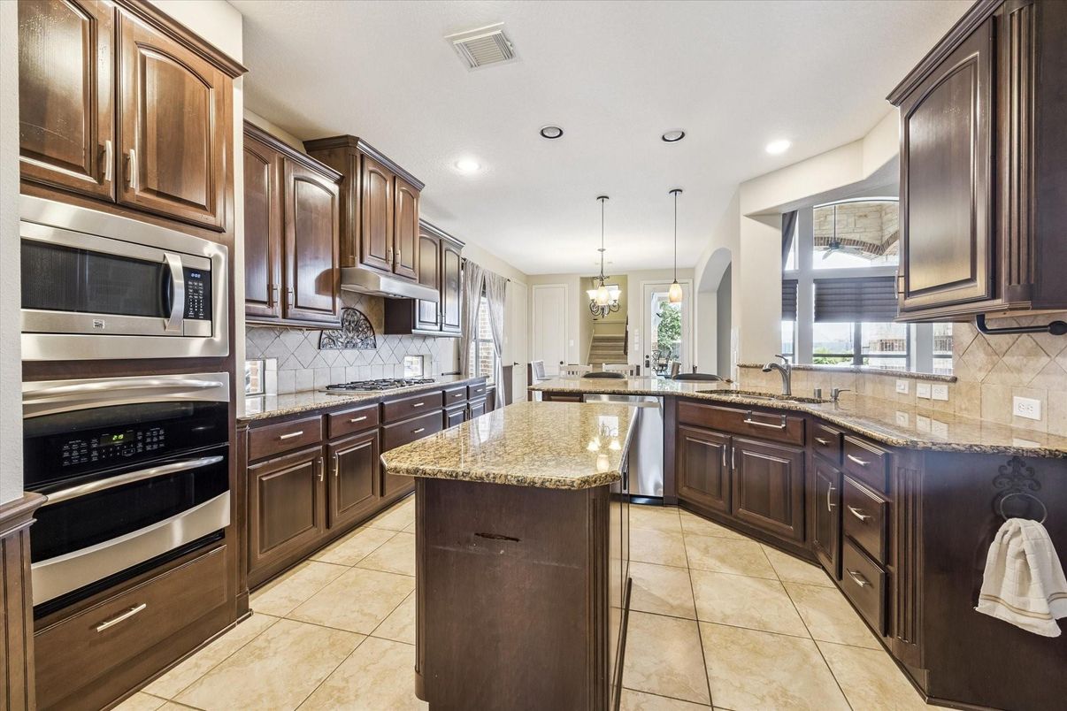 Chandelier, Interior, Kitchen, Pendant Lights, Recessed Lighting, Stainless Steel Appliances