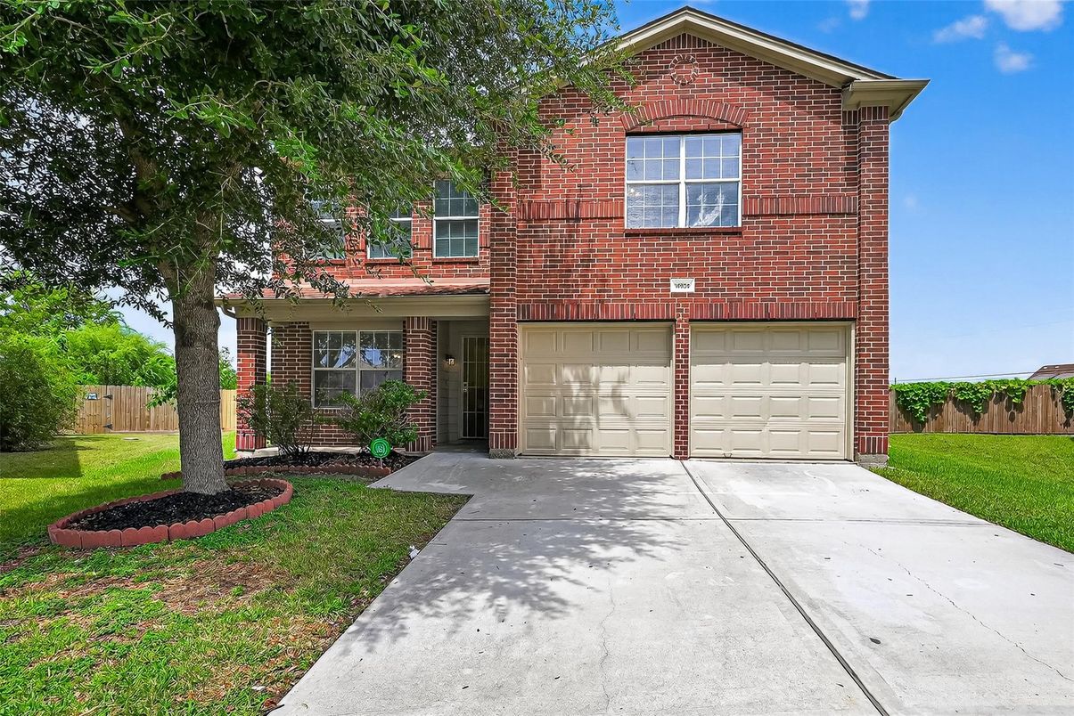Attached, Exterior, Facade, Brick Facade, Brick Traditional