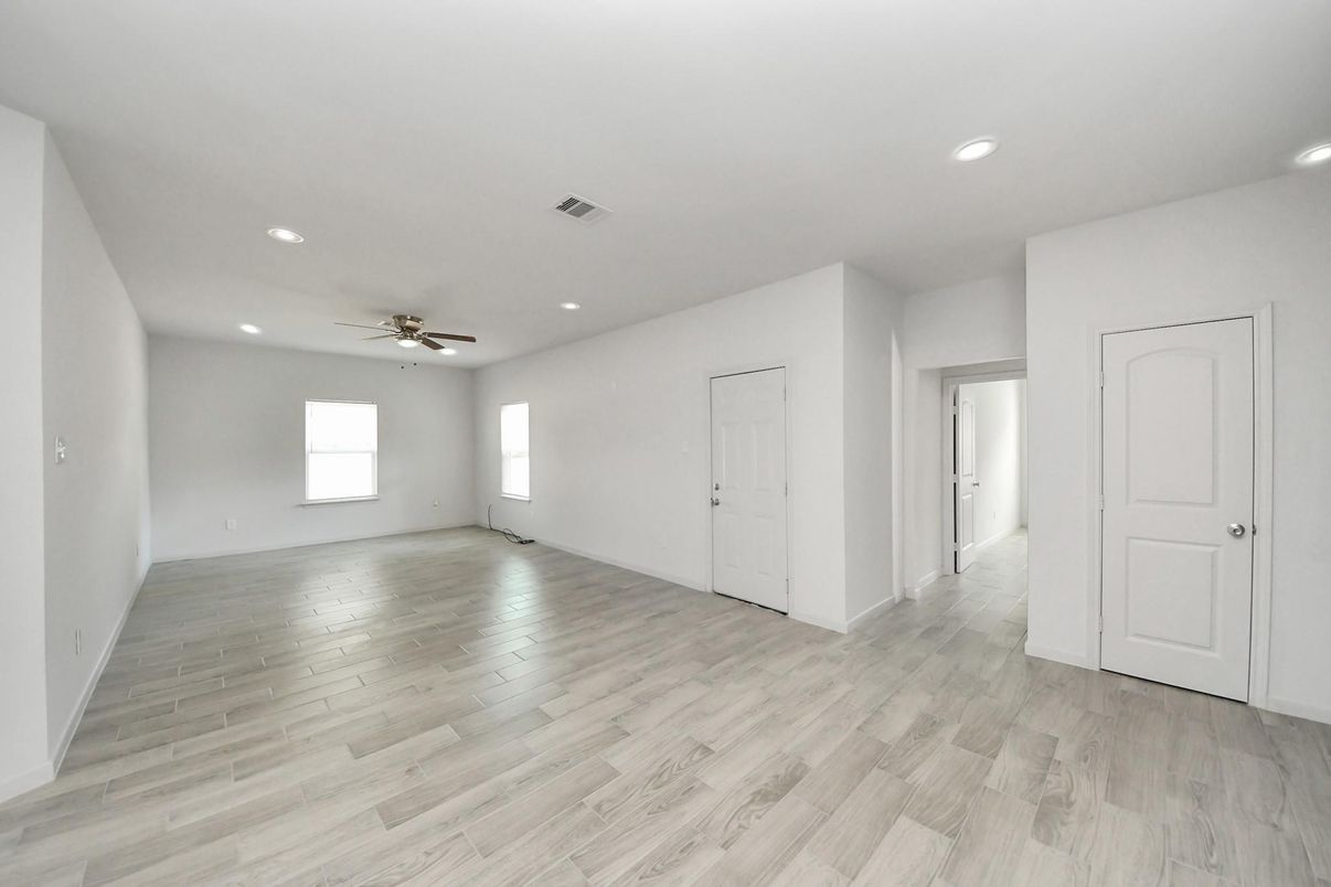 Empty room, Interior, Recessed Lighting, Wood Texture Flooring
