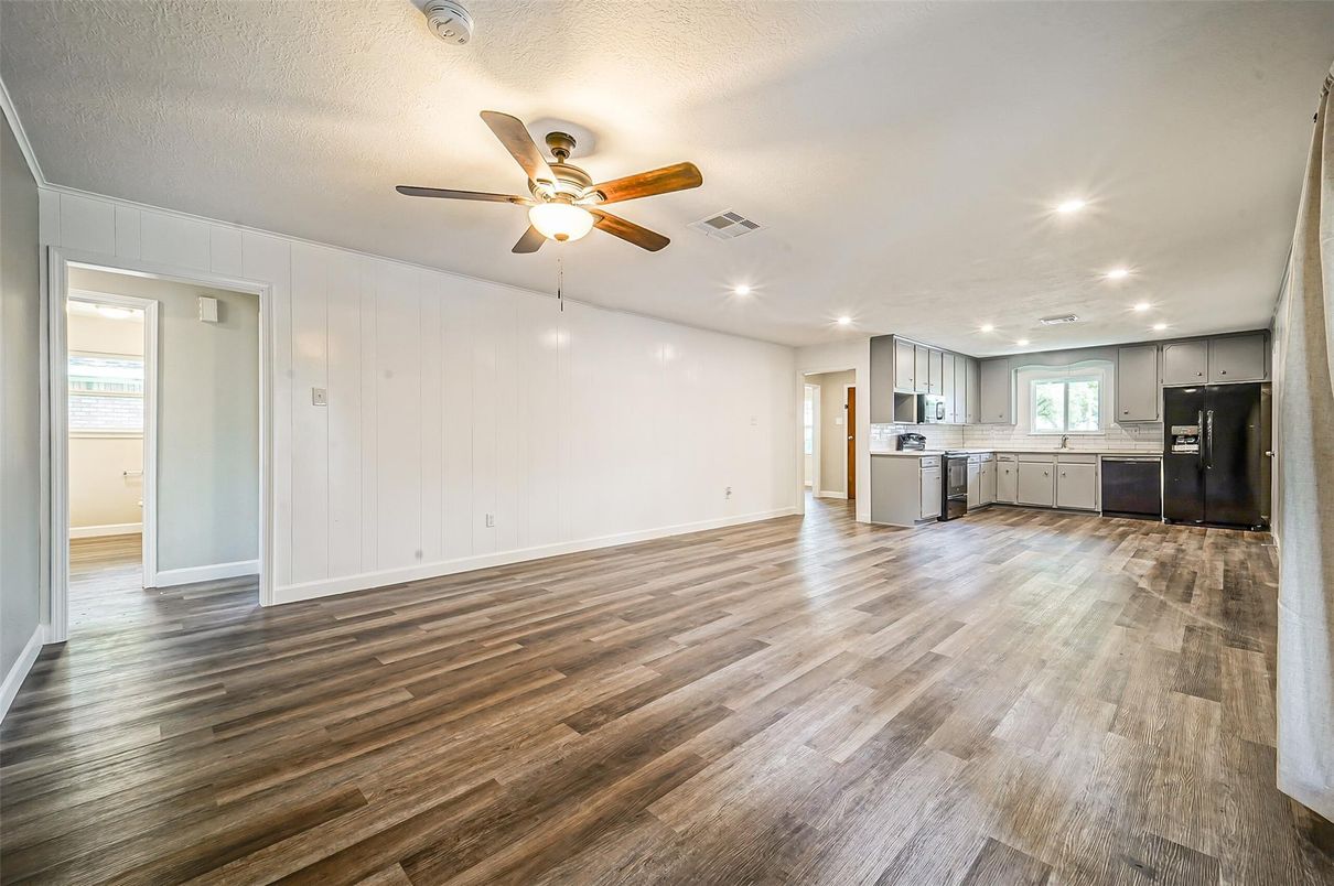 Interior, Kitchen, Recessed Lighting, Wood Texture Flooring
