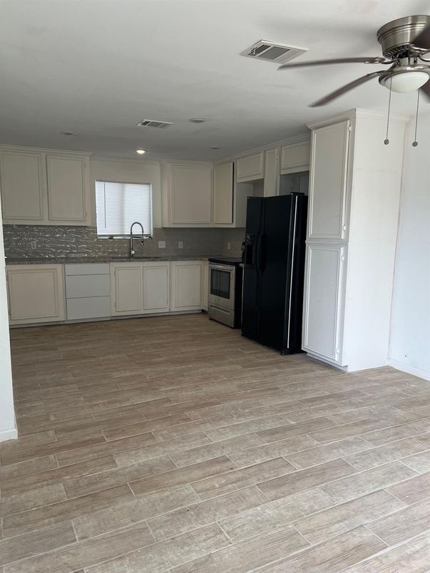 Interior, Kitchen, Recessed Lighting, Wood Texture Flooring