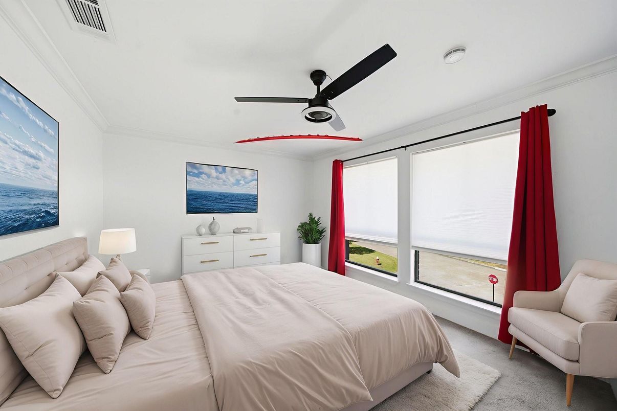 Bedroom, Interior, Water