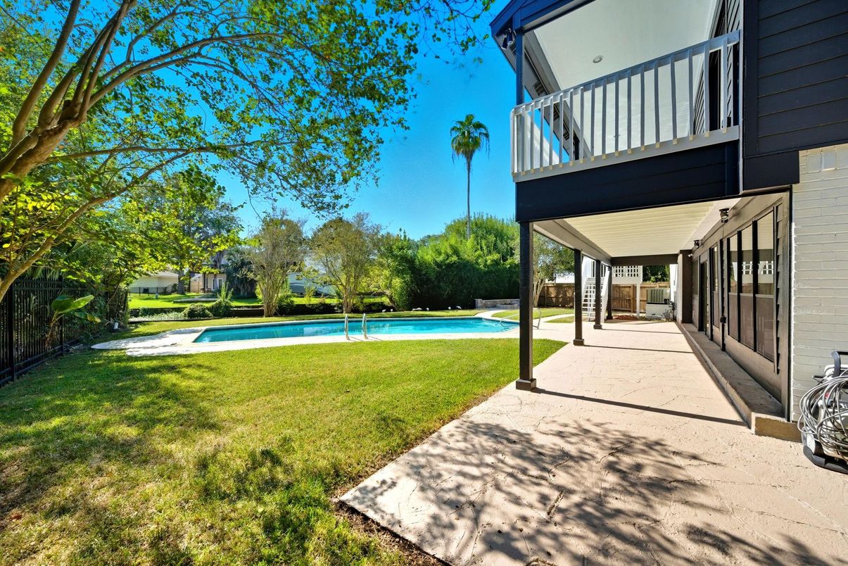 Backyard, Exterior, Pool