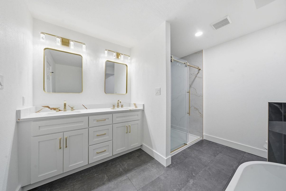 Bathroom, Dual Sink Vanities, Glass Shower, Interior, Recessed Lighting
