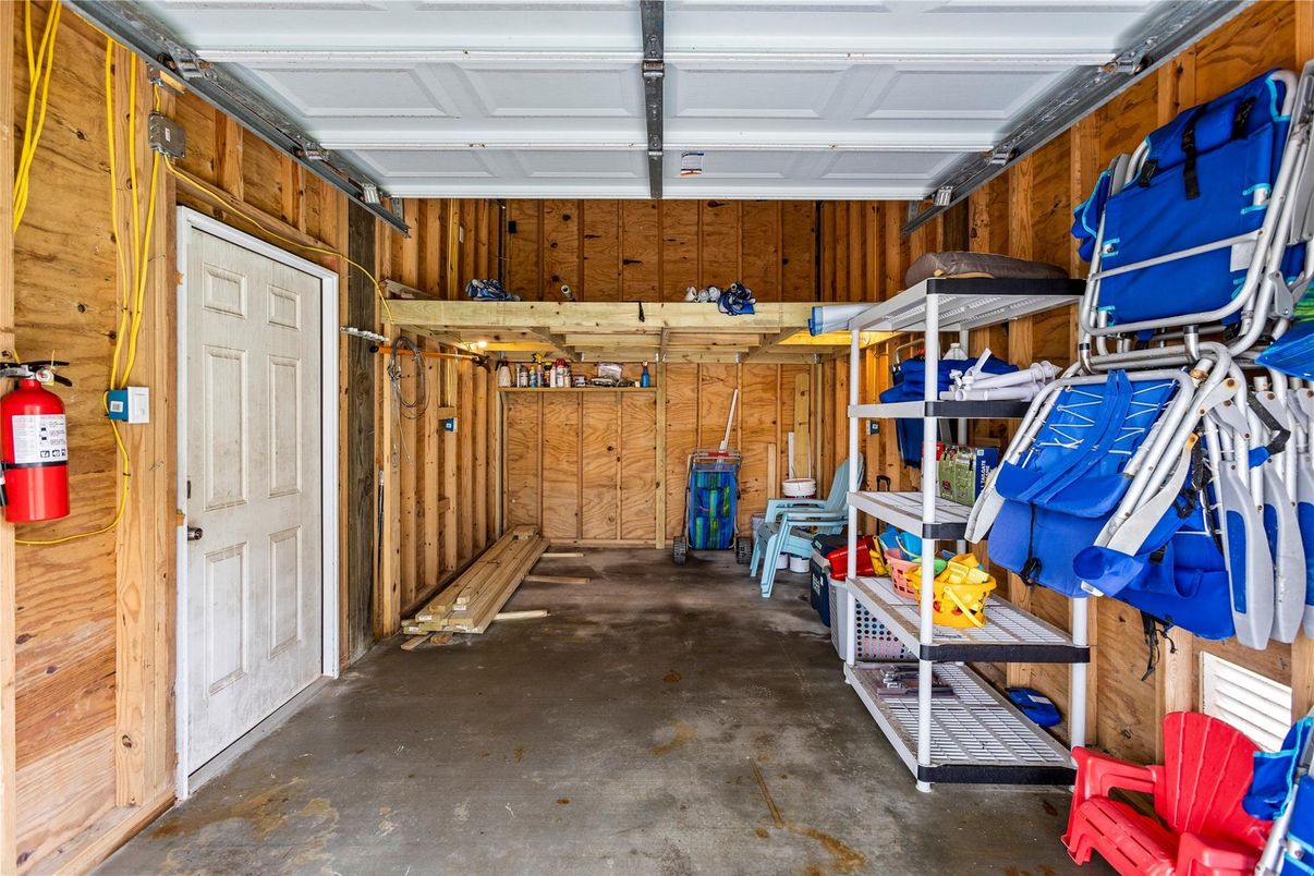 Garage, Interior, Wooden Walls