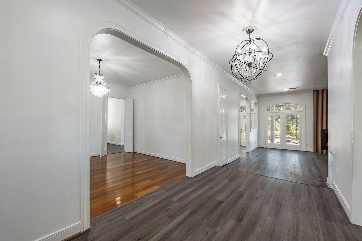 Chandelier, Empty room, Interior, Recessed Lighting, Wood Texture Flooring
