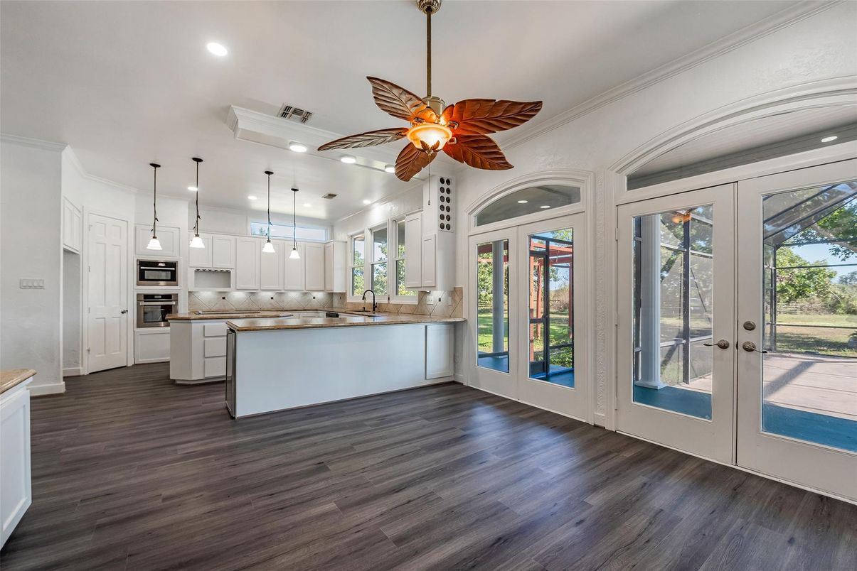 Interior, Kitchen, Pendant Lights, Recessed Lighting, Wood Texture Flooring