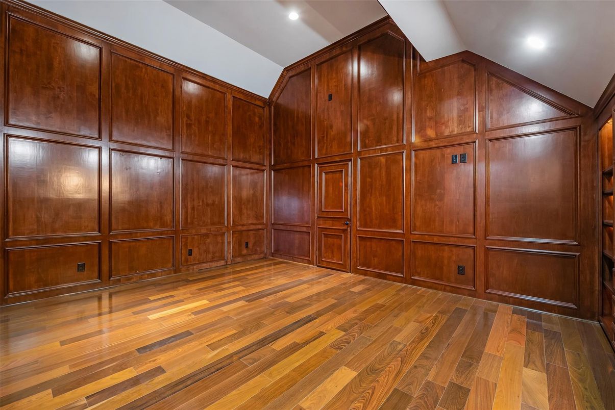 Empty room, Interior, Recessed Lighting, Wood Texture Flooring, Wooden Walls