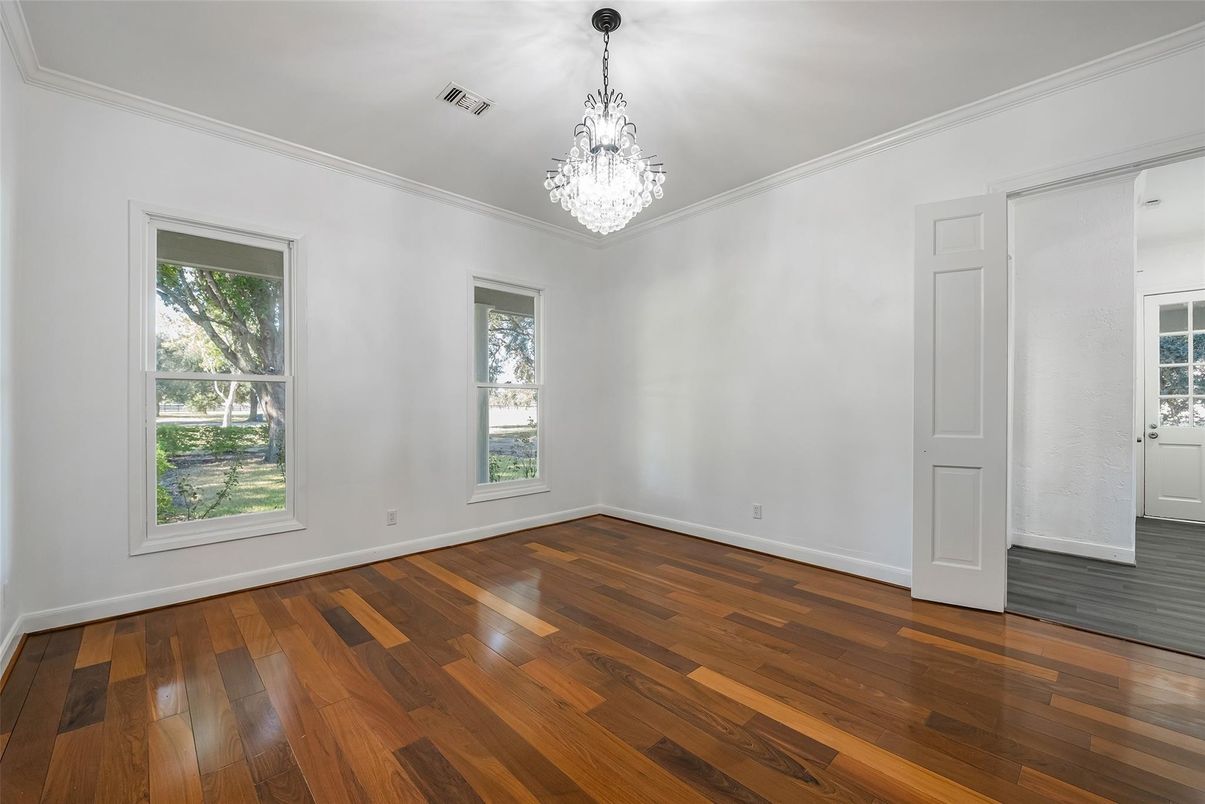 Chandelier, Empty room, Interior, Wood Texture Flooring
