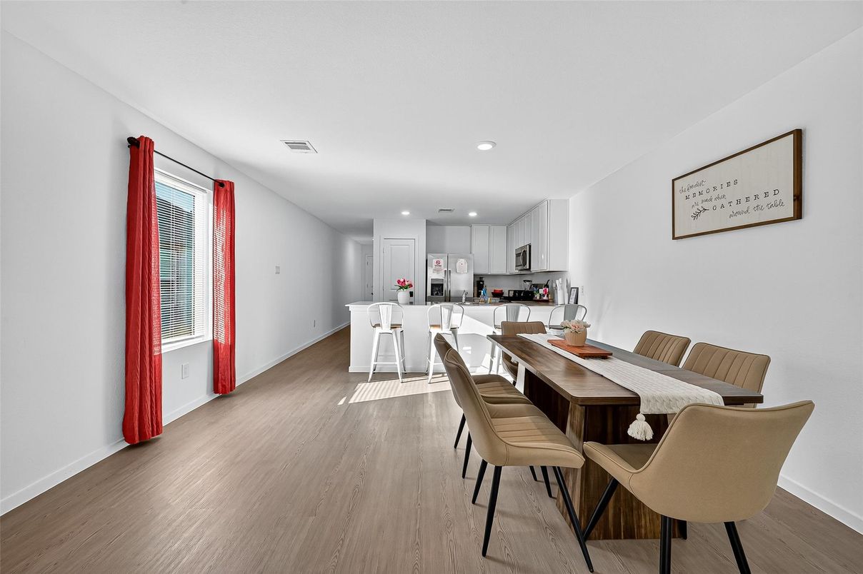 Dining room, Interior, Kitchen, Recessed Lighting, Wood Texture Flooring