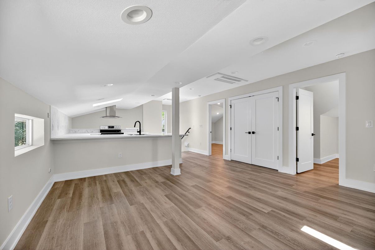 Interior, Kitchen, Recessed Lighting, Wood Texture Flooring