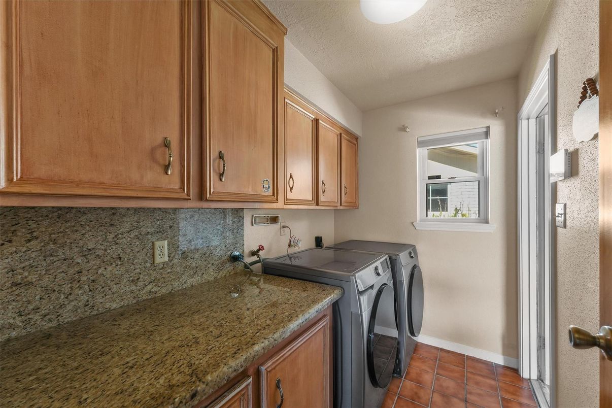 Interior, Washer