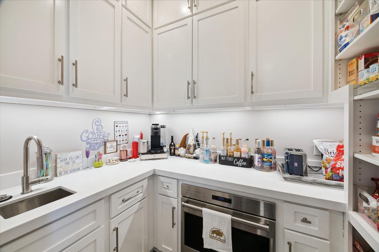 Interior, Kitchen, Stainless Steel Appliances