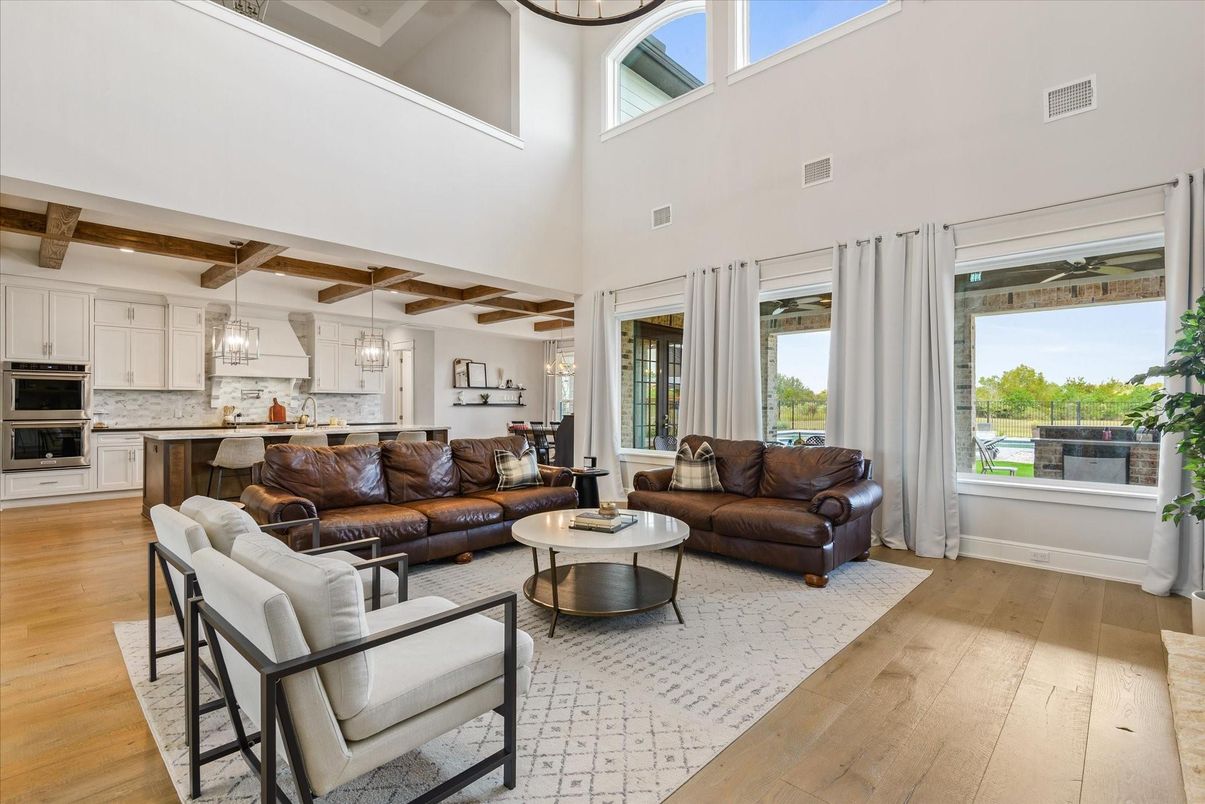 Interior, Kitchen, Living room, Pendant Lights, Stainless Steel Appliances, Wooden Beams, Wood Texture Flooring