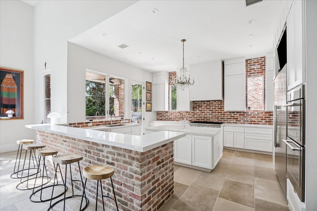 Chandelier, Interior, Kitchen, Pendant Lights, Recessed Lighting, Stone Walls