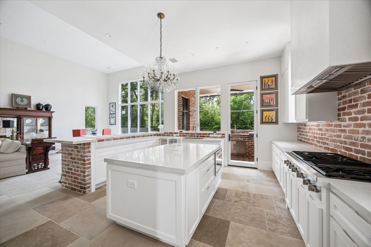 Chandelier, Interior, Kitchen, Pendant Lights, Recessed Lighting, Stone Walls