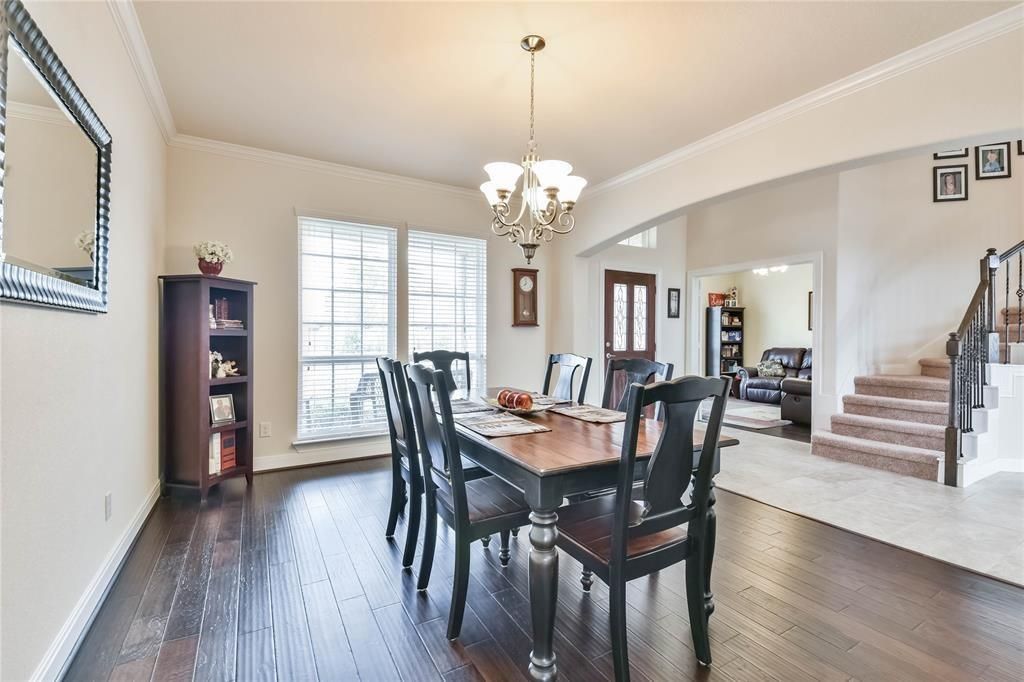 Chandelier, Dining room, Interior, Wood Texture Flooring