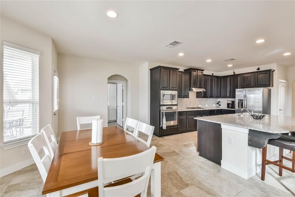 Dining room, Interior, Kitchen, Recessed Lighting, Stainless Steel Appliances