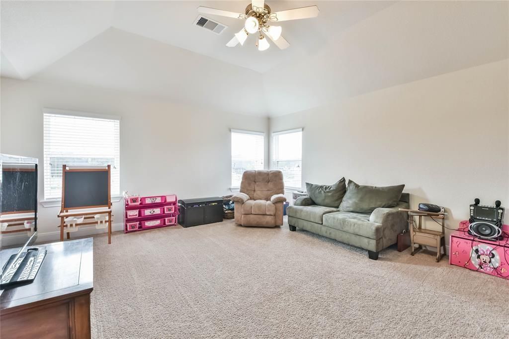 Home Office, Interior
