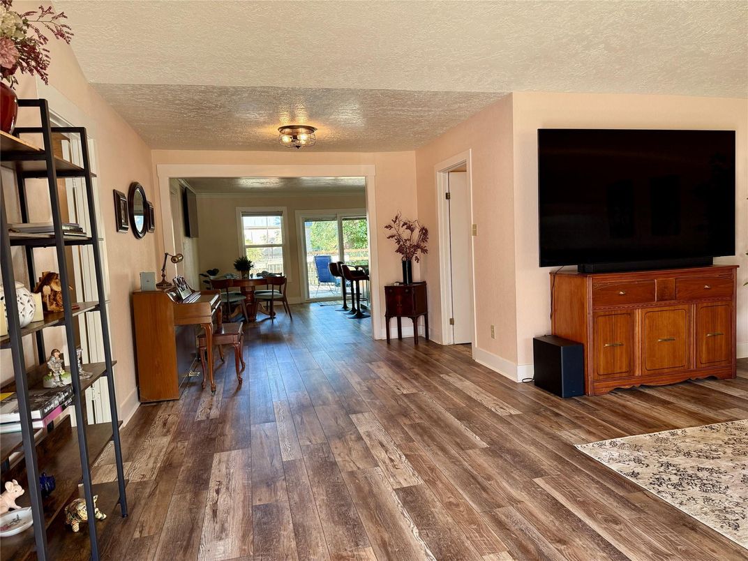 Dining room, Interior, Wood Texture Flooring