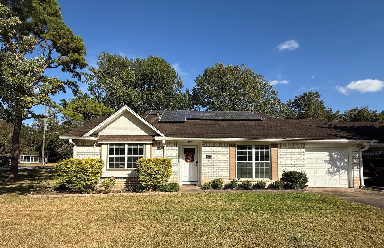Attached, Exterior, Facade, Solar Panels, Ranch