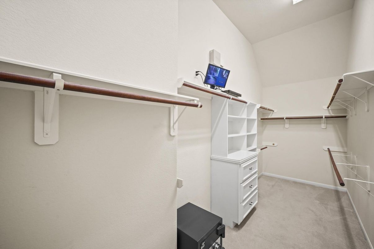 Interior, Walk-in Closets