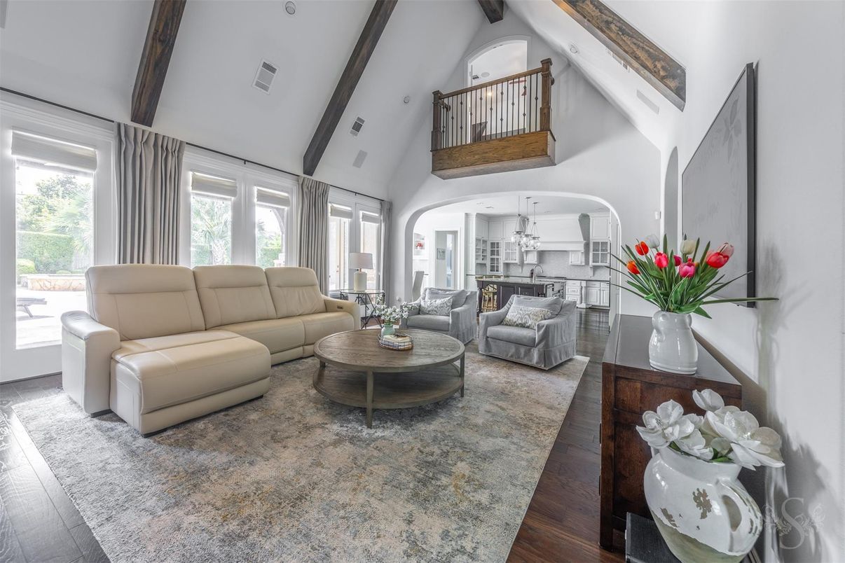 Chandelier, Dining room, Interior, Living room, Wooden Beams, Wood Texture Flooring