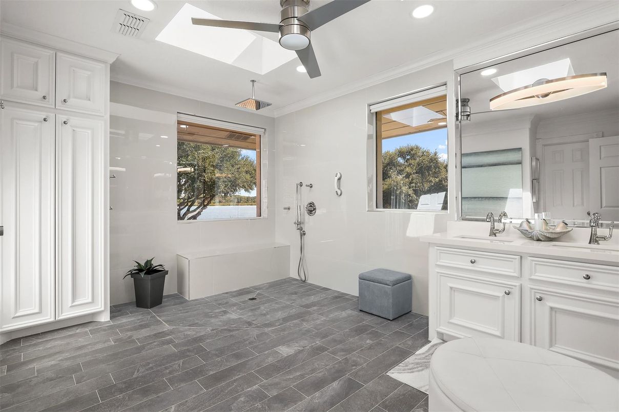 Bathroom, Interior, Recessed Lighting, Wood Texture Flooring