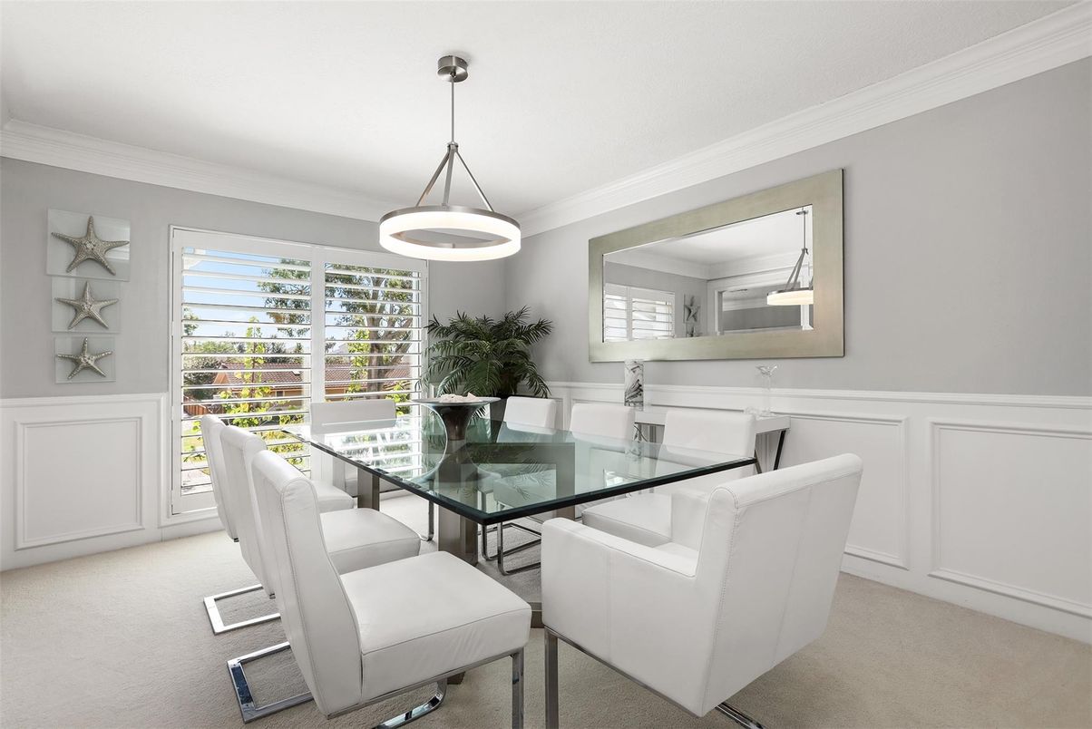 Dining room, Interior, Pendant Lights