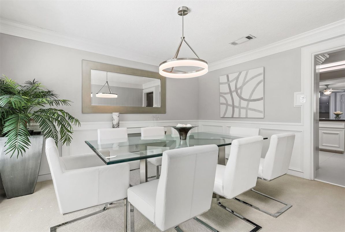 Dining room, Interior, Pendant Lights
