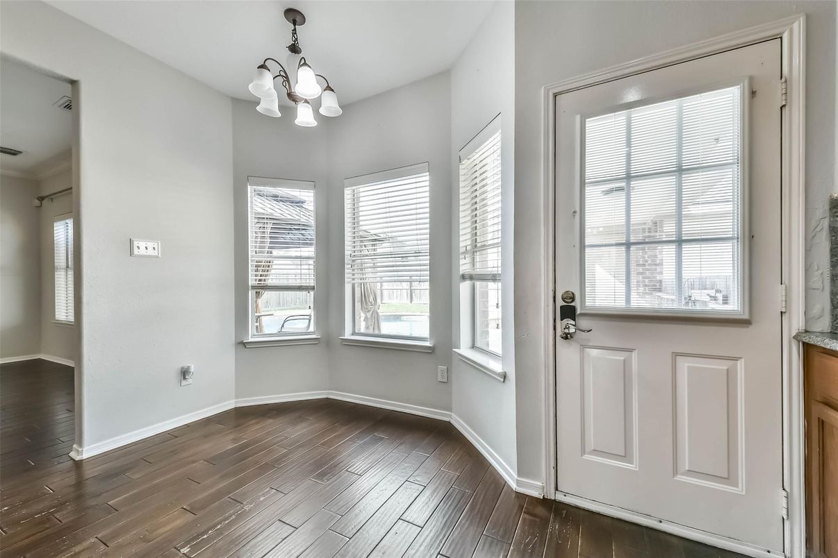 Chandelier, Empty room, Interior, Wood Texture Flooring