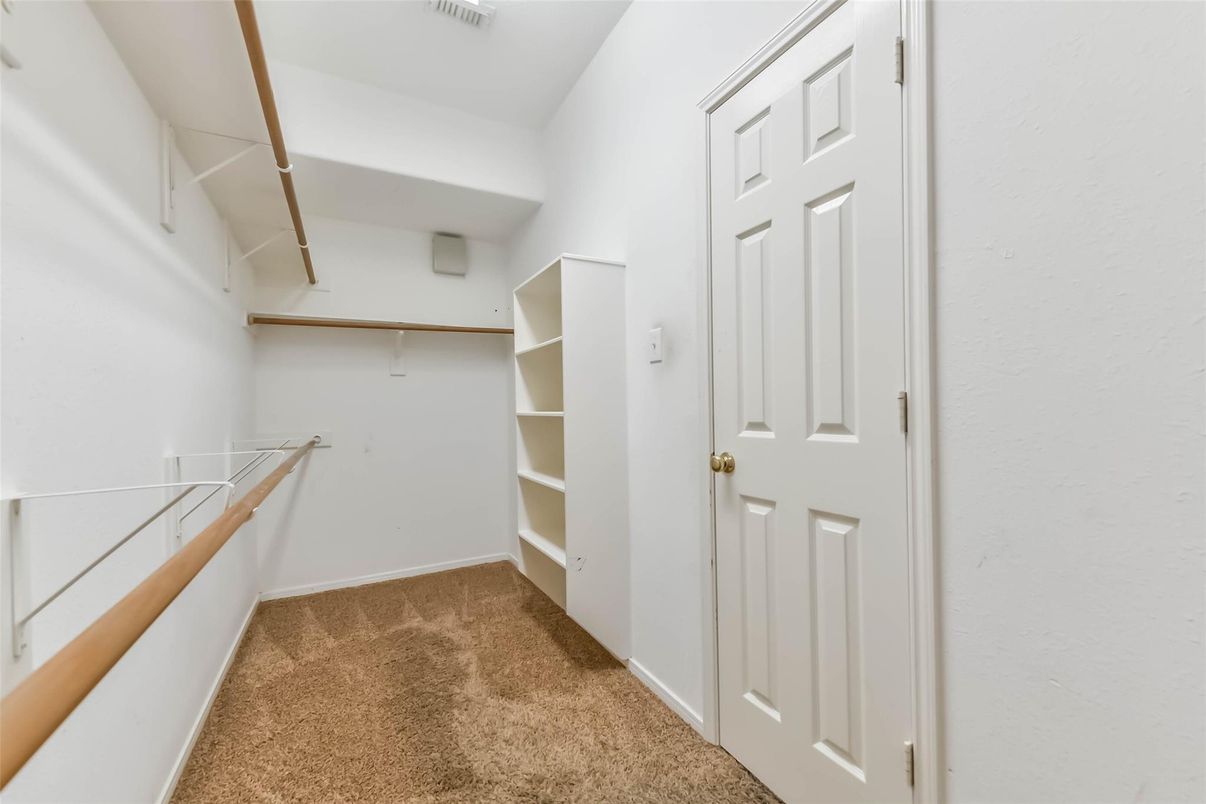 Interior, Walk-in Closets