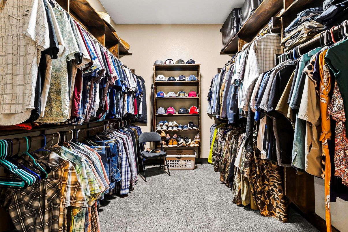 Interior, Walk-in Closets