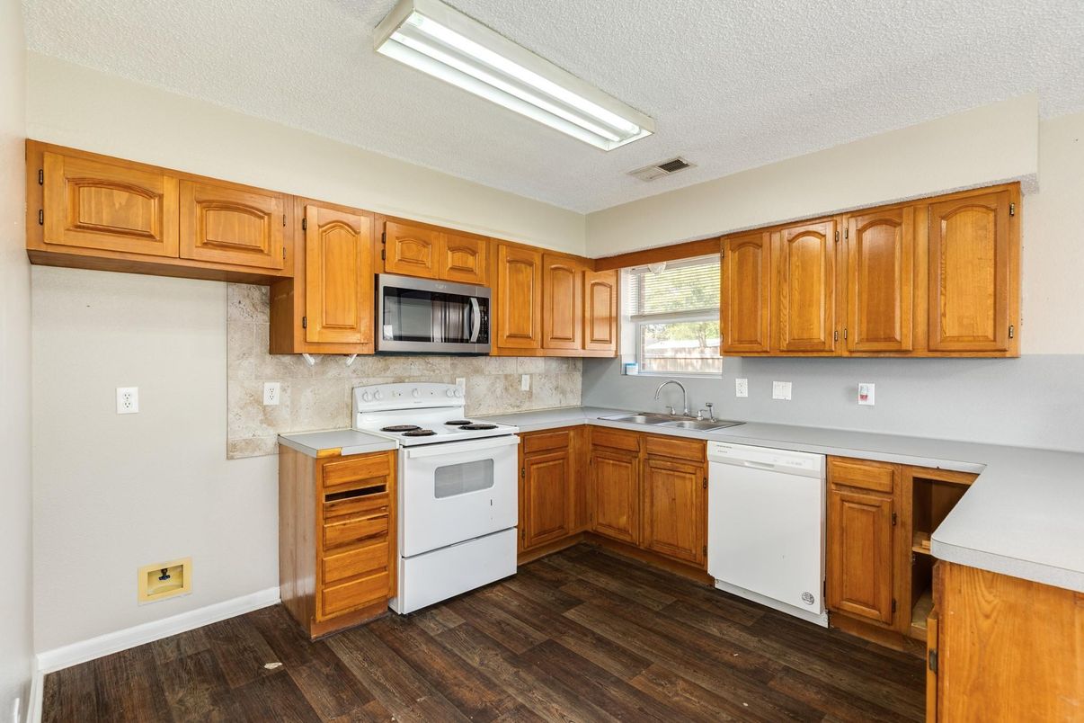 Interior, Kitchen, Wood Texture Flooring