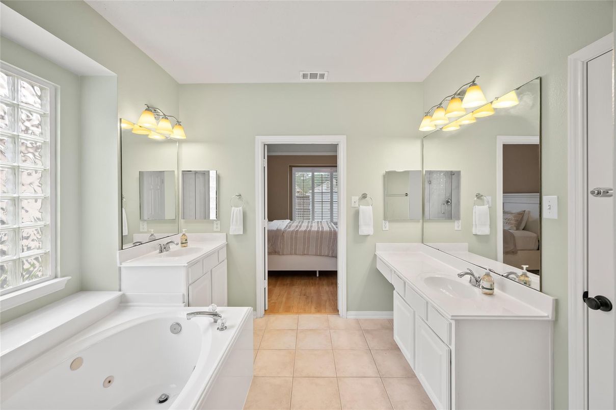 Bathroom, Dual Sink Vanities, Interior, Wood Texture Flooring